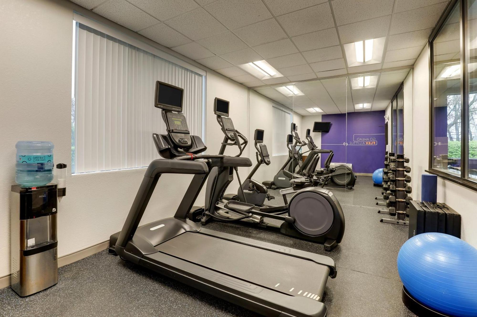 Holiday Inn Express Lexington Southwest Nicholasville By Ihg מראה חיצוני תמונה