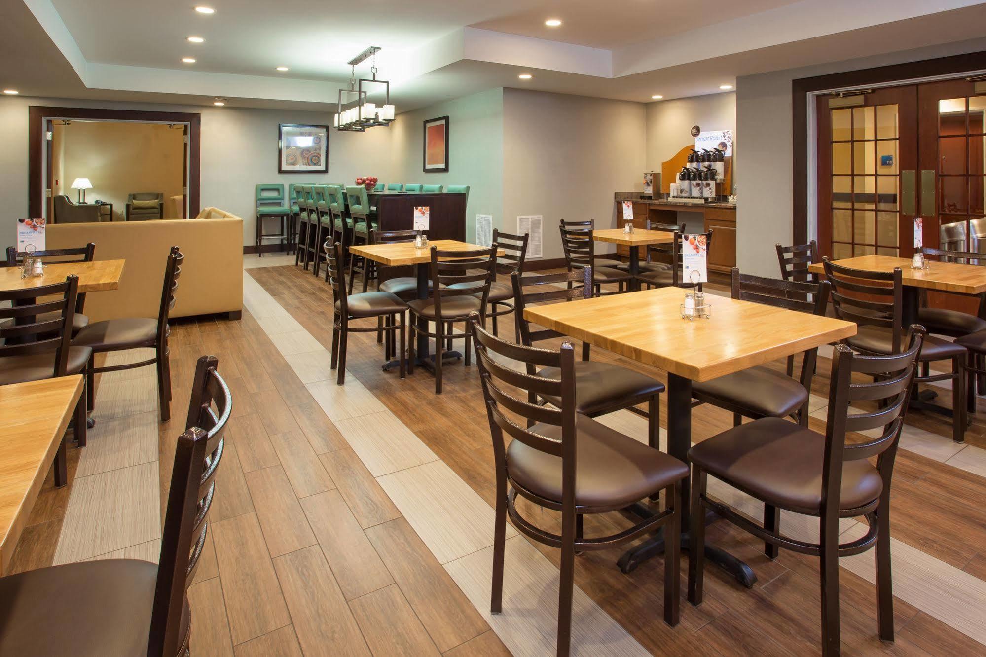 Holiday Inn Express Lexington Southwest Nicholasville By Ihg מראה חיצוני תמונה